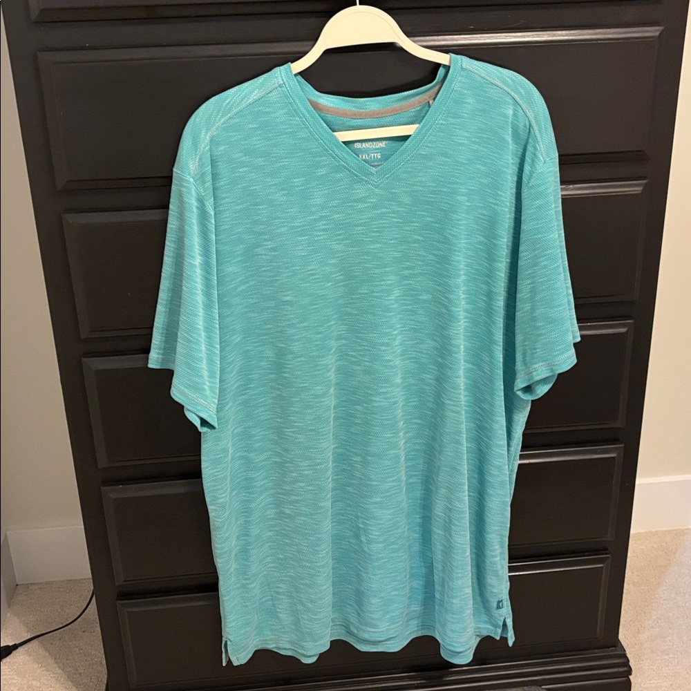 Tommy Bahama Aqua V-Neck Shirt XXL